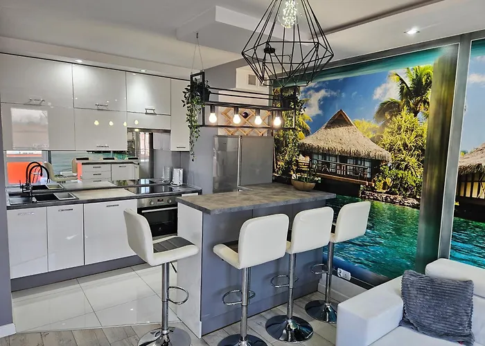 Wroclawskie Hawaje Self Check 24h